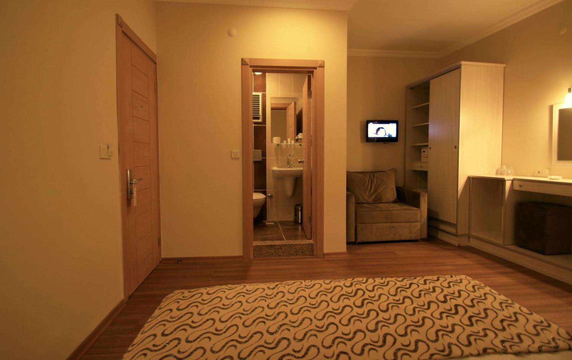 Grand Zeybek Hotel İzmir Buitenkant foto