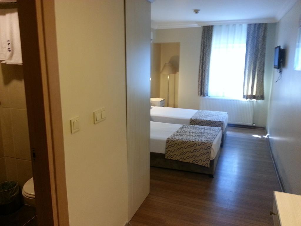 Grand Zeybek Hotel İzmir Buitenkant foto