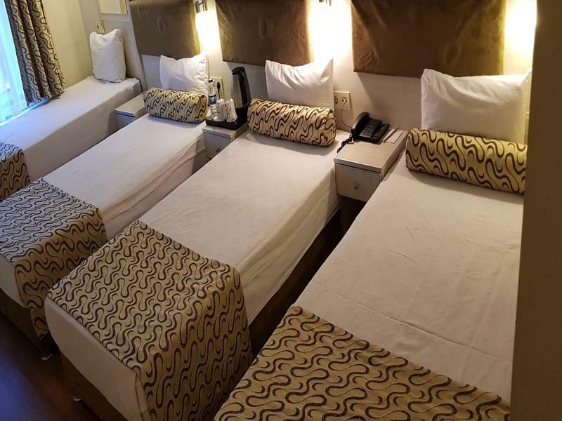 Grand Zeybek Hotel İzmir Buitenkant foto