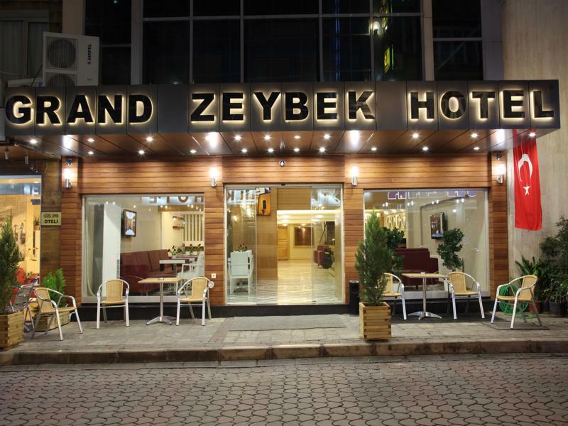 Grand Zeybek Hotel İzmir Buitenkant foto