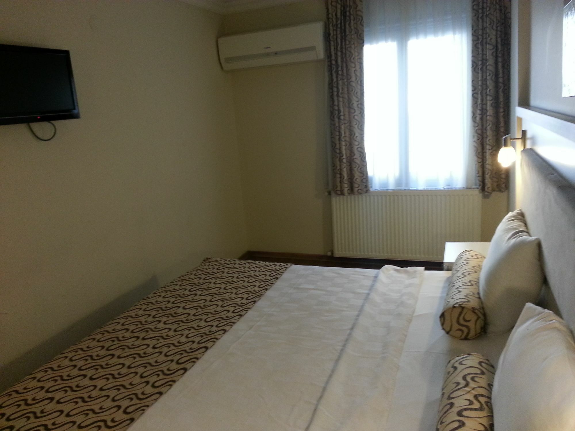 Grand Zeybek Hotel İzmir Buitenkant foto