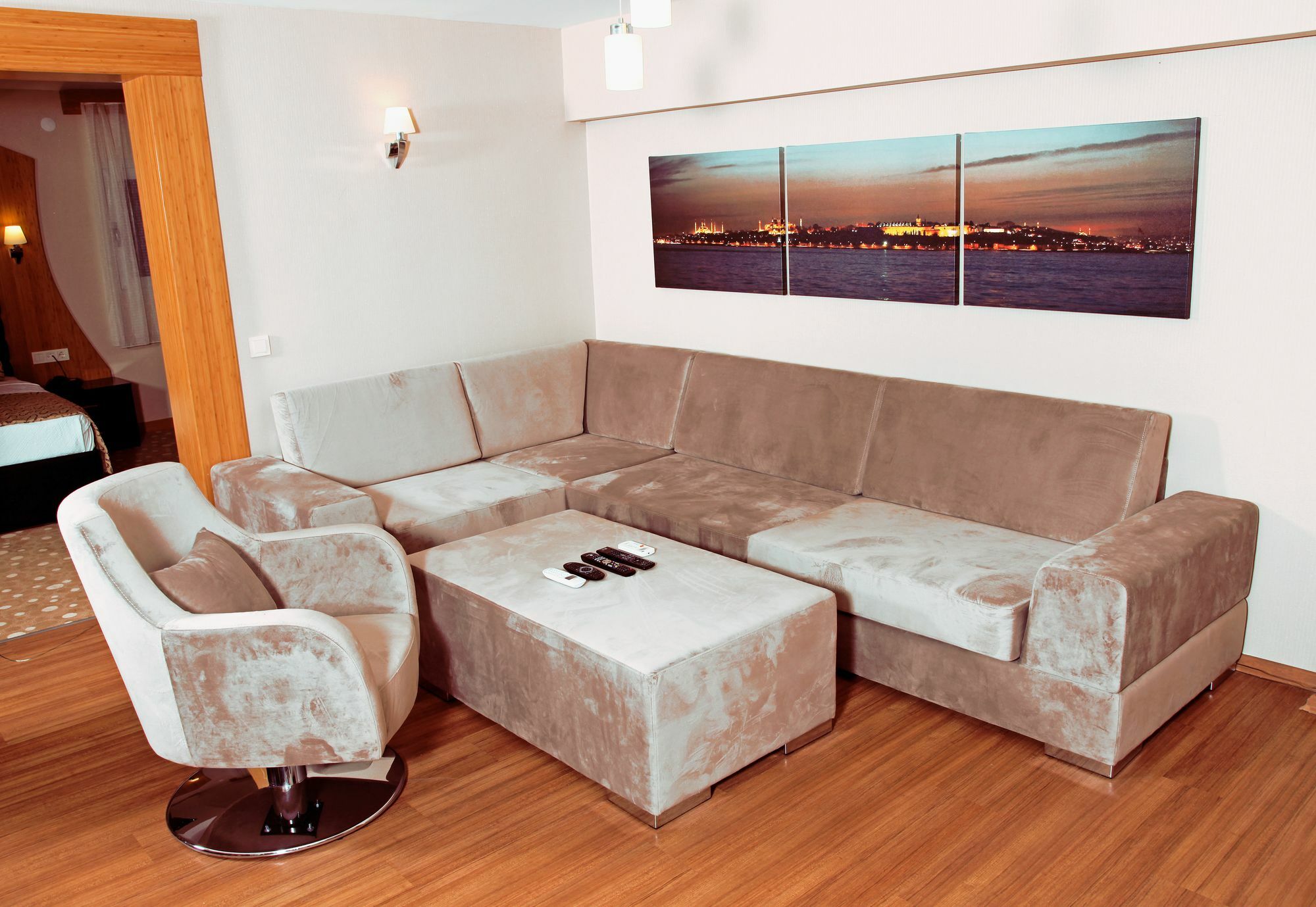 Grand Zeybek Hotel İzmir Buitenkant foto
